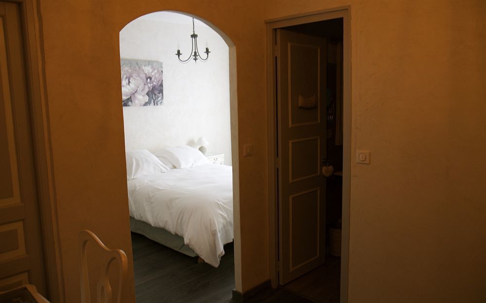 Le Crillon Hotel Murs  Exterior foto